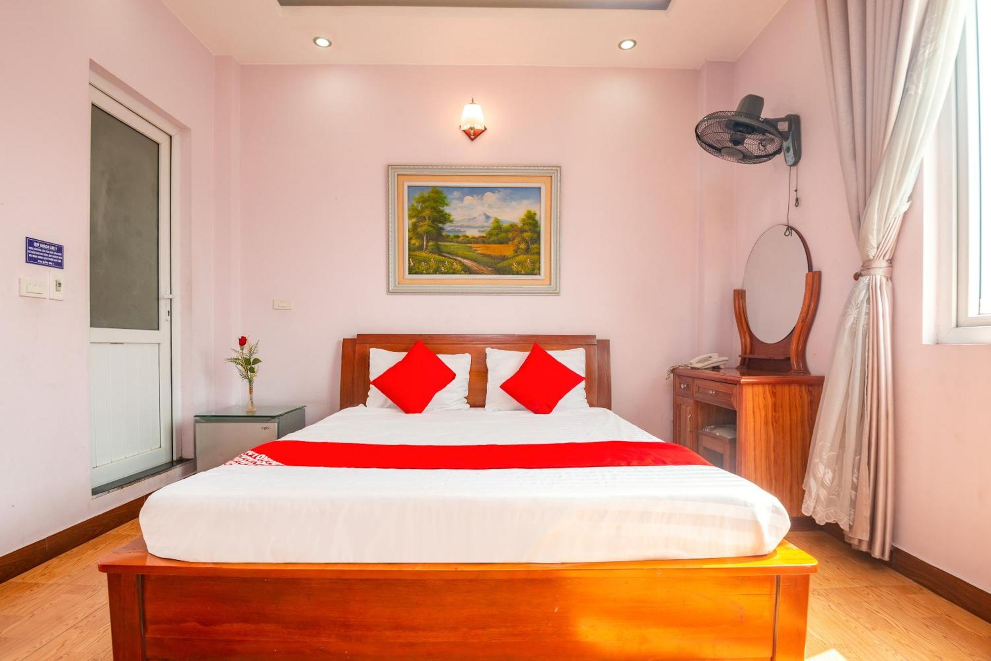 Oyo 887 Star Hotel Hanoï Extérieur photo
