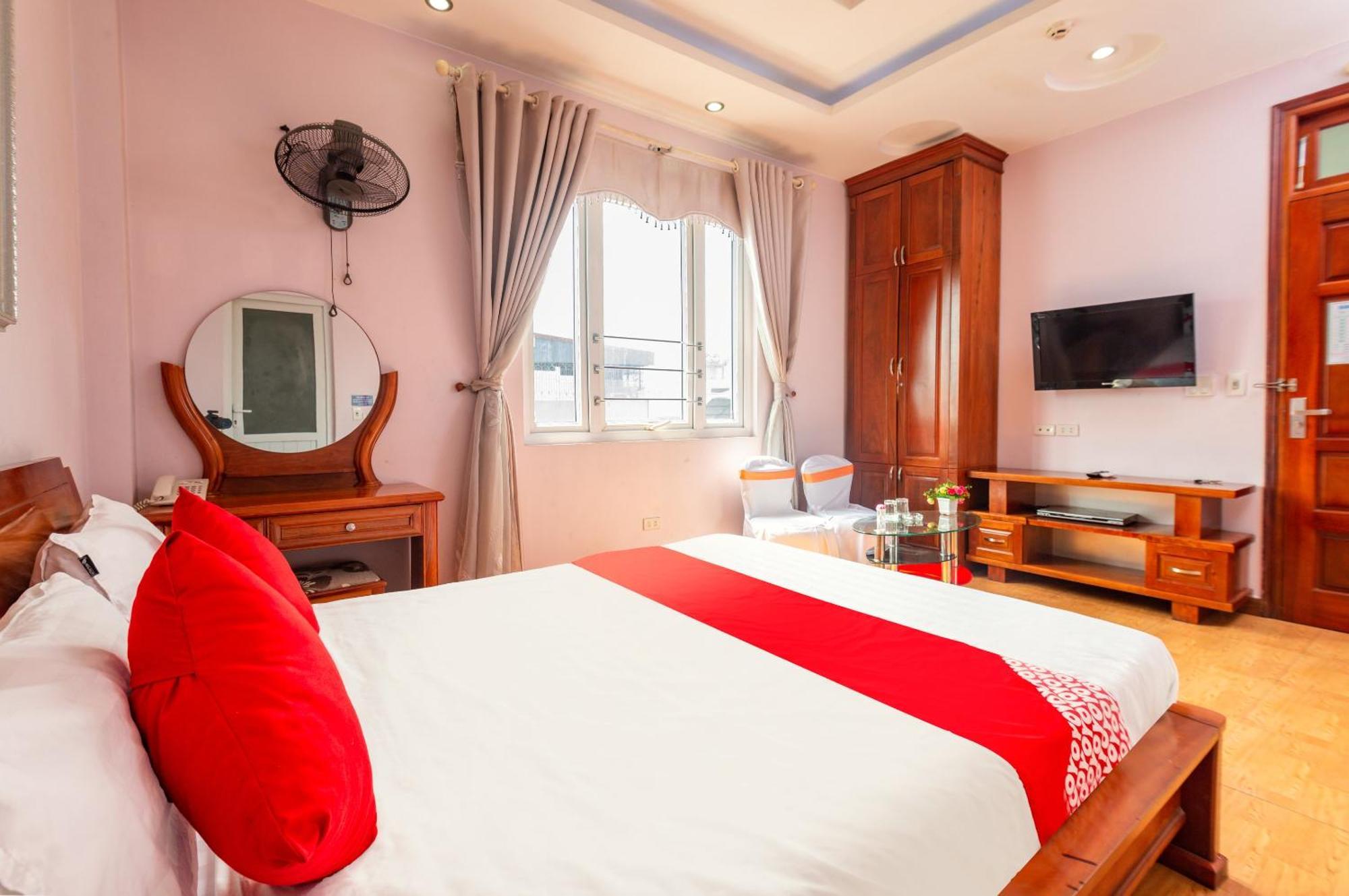 Oyo 887 Star Hotel Hanoï Extérieur photo